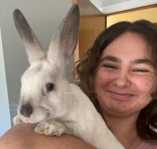 Photo of Tenille and her baby boys