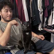 Thumbnail photo of Onyx #3