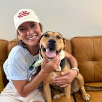 Thumbnail photo of Mary Puppins and her wiggle welcome #2